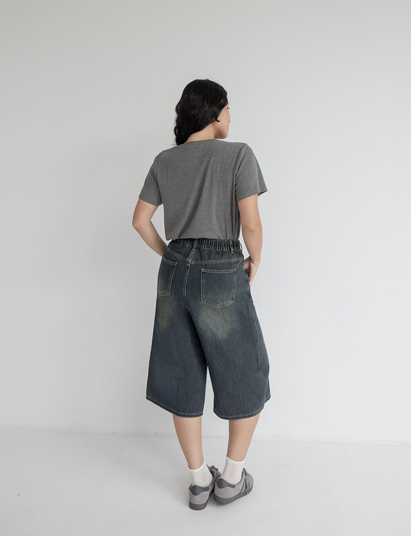Korean Style Vintage Washed Plus Size Cropped Jeans