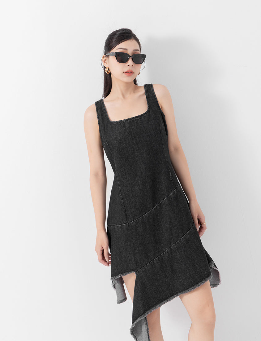 MUA! Asymmetrical Panel Slim Fit Denim Plus Size Dress