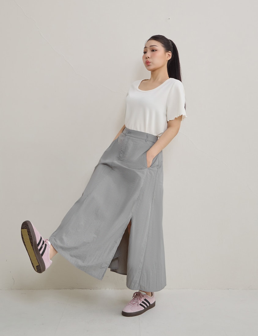 Lightweight Crinkle Utility Cargo Plus Size Maxi Skirt