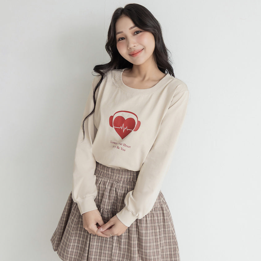 10th Anniversary Heartbeat Graphic Print Plus Size Sweatshirt