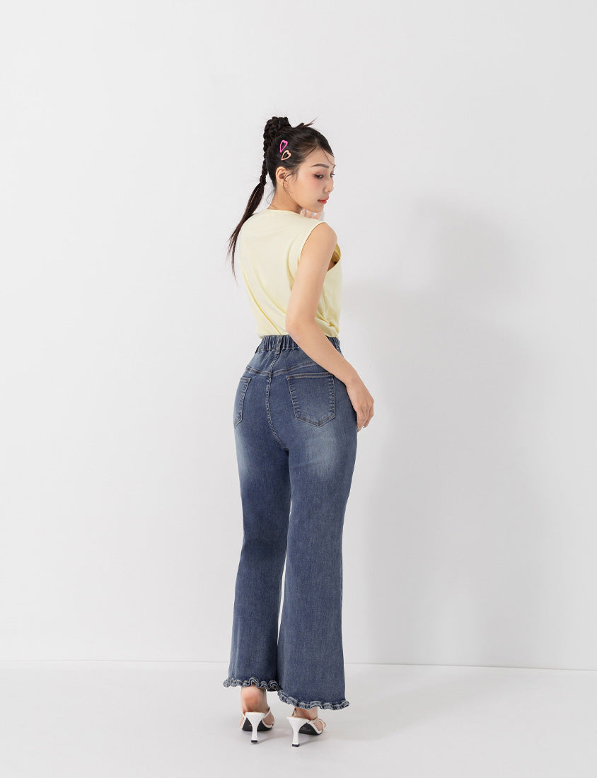 Stretch Ruffle Hem Plus Size Flared Jeans