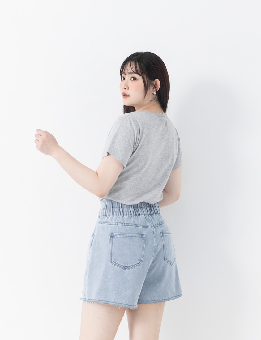 Tencel Silky Denim Double Button Distressed Plus Size Shorts