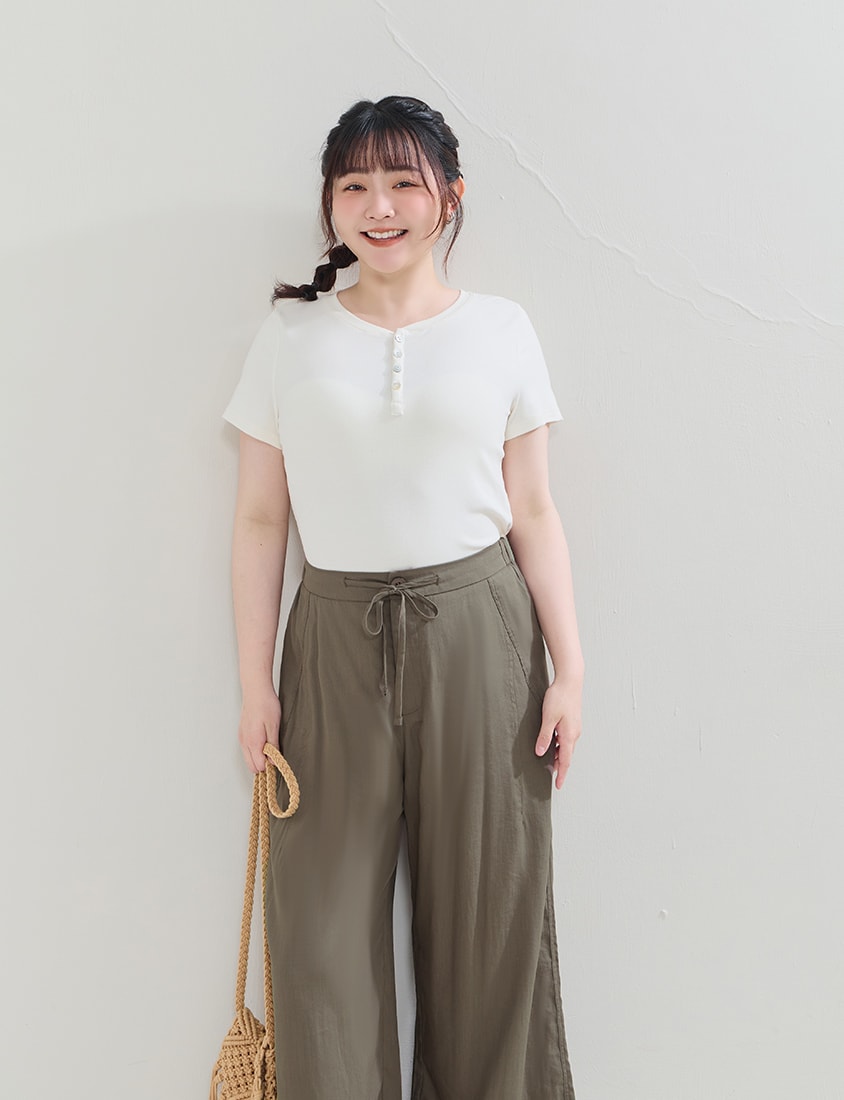 Half-Placket Shell Button Stretch Plus Size Top