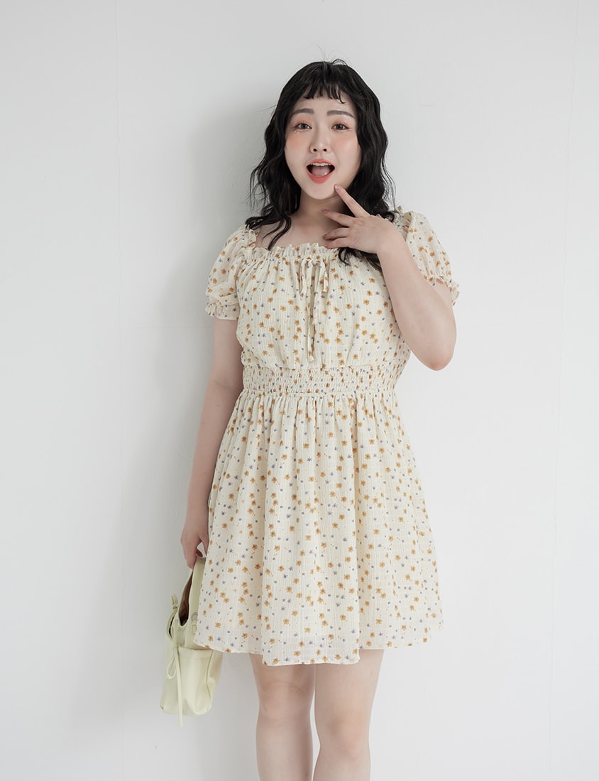 Vacation-Style Floral Euffle Off-Shoulder Plus Size Mini Dress