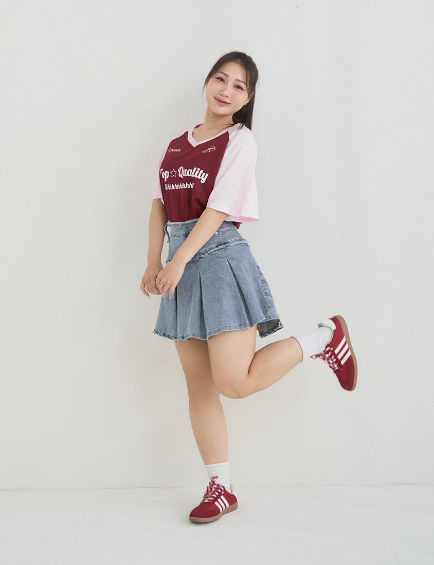 Sweet & Edgy Frayed Denim Pleated Plus Size Mini Skirt