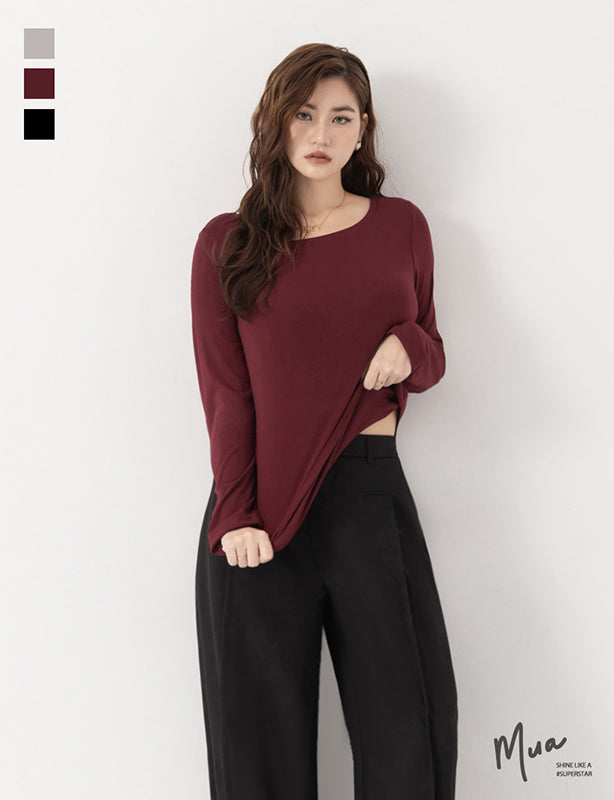 MUA! Versatile Round Neck Side Pleated Plus Size Long Sleeve Top