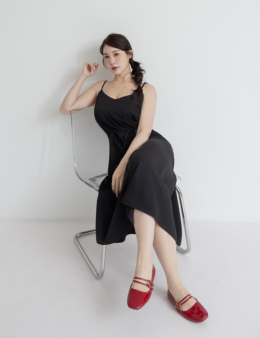 Wrinkle-Resistant A-Line Plus Size Cami Maxi Dress (With Waist Tie)