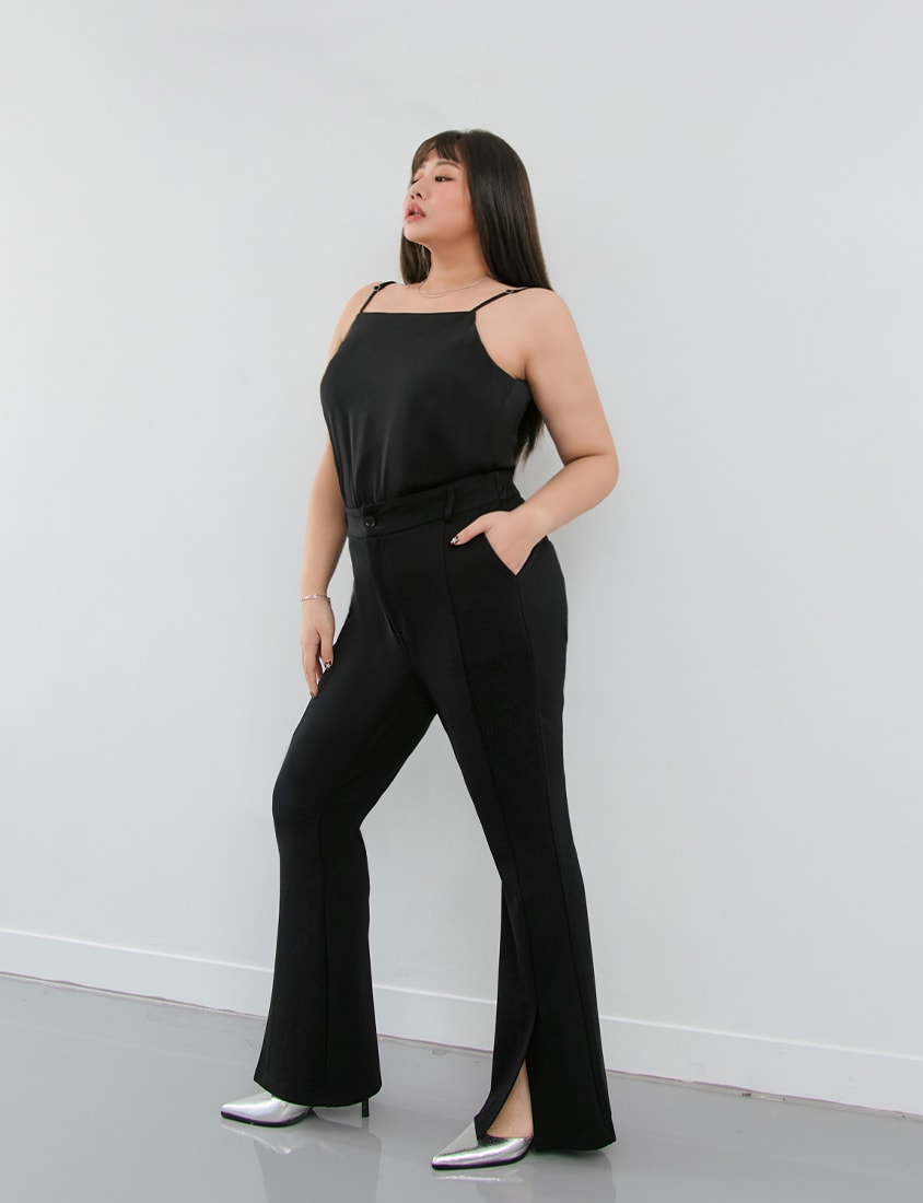 MISS. Apple-Shaped Friendly! Perfect Fit Slit Plus Size Flare Tailored Pants