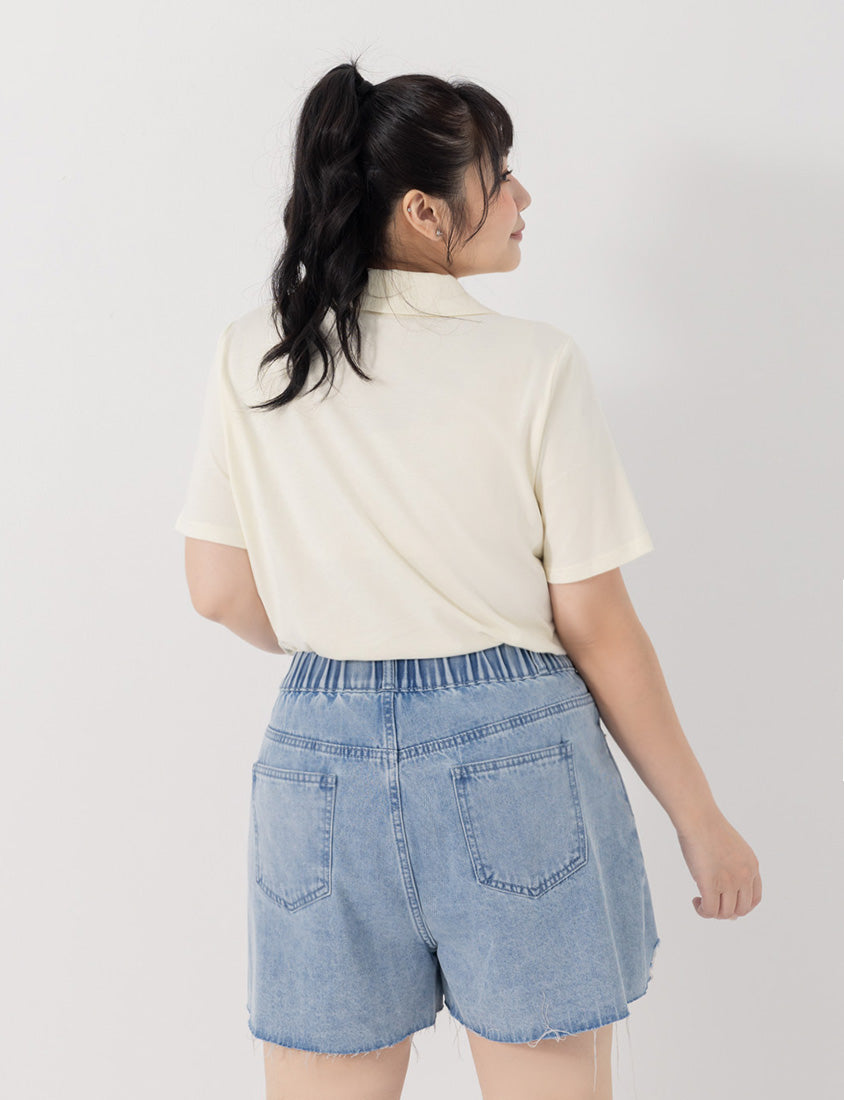 Wide Waistband Distressed Plus Size Denim Shorts