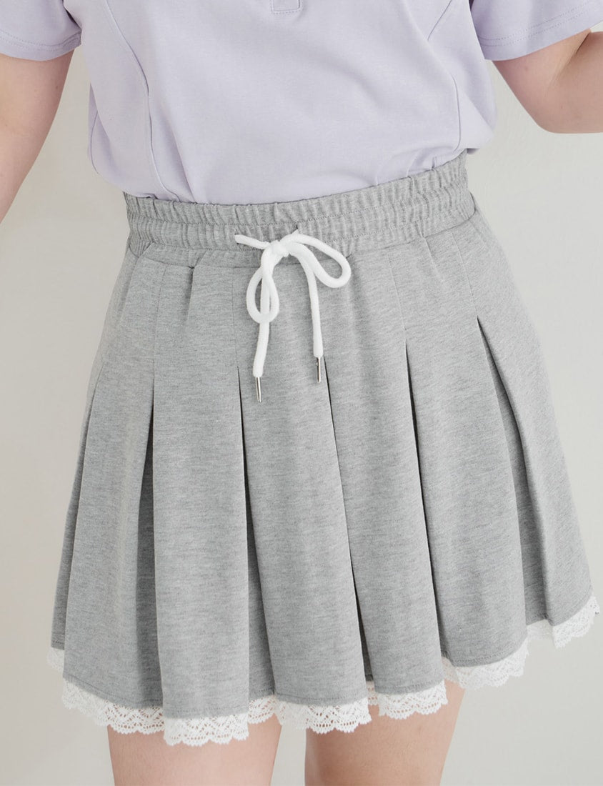 Sweet Lace Sporty Pleated Plus Size Mini Skirt
