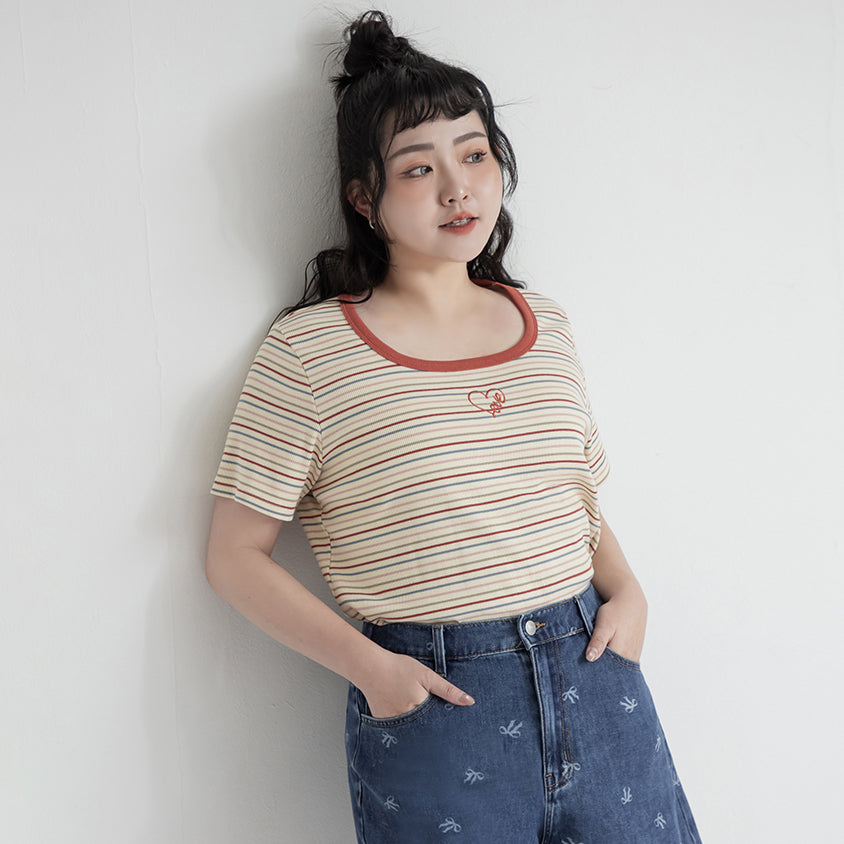 Heart Embroidered Contrast Stripe Plus Size Tee