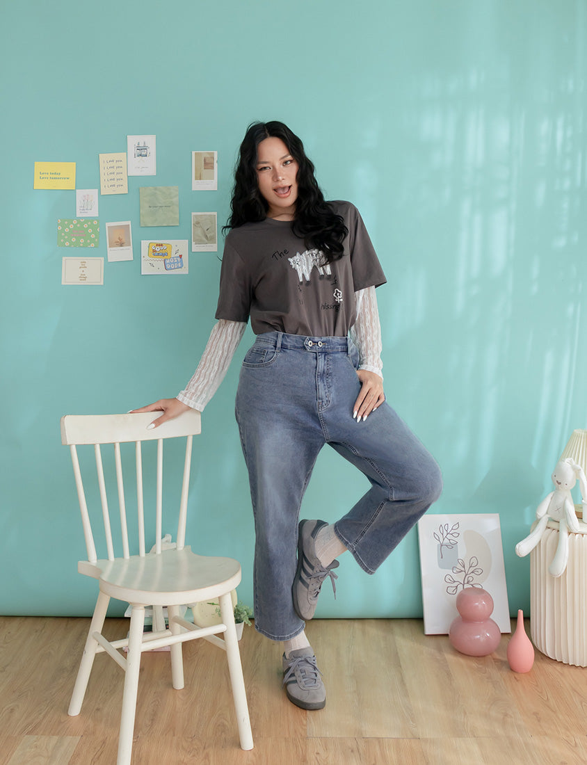 Contrast Lace Cat Faux Two-Piece Plus Size Tee