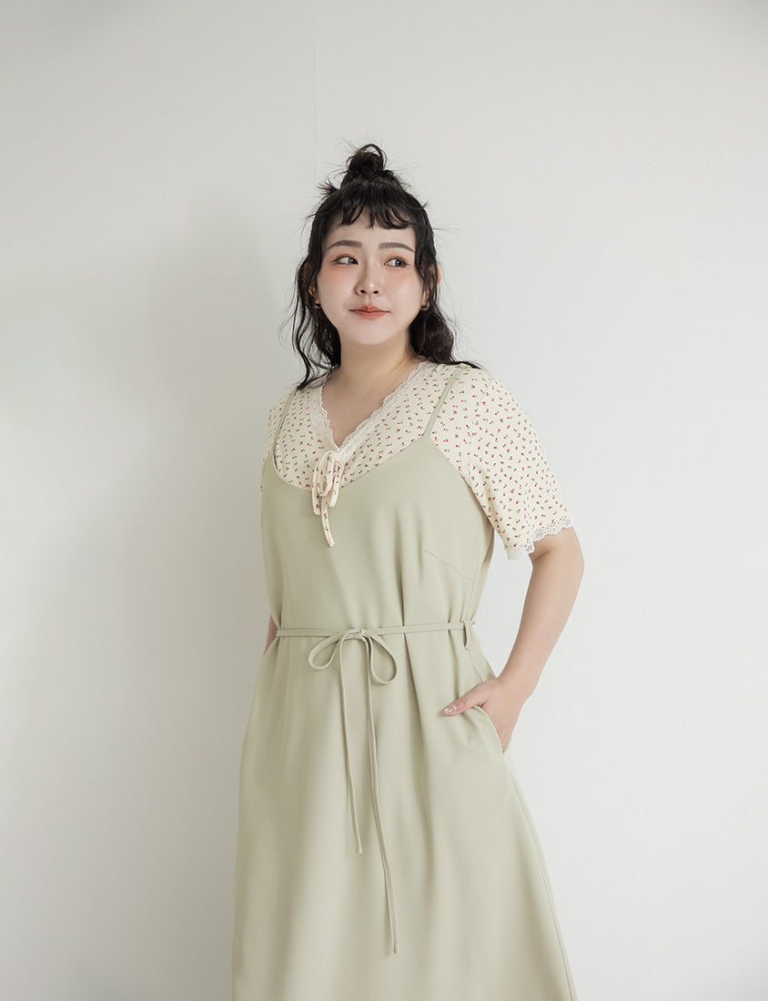 Wrinkle-Resistant A-Line Plus Size Cami Maxi Dress (With Waist Tie)