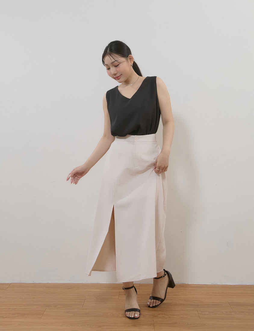 MISS. Minimal V-Neck Chiffon Wide Strap Plus Size Tank Top