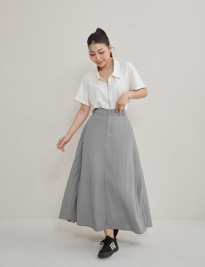 Lightweight Crinkle Utility Cargo Plus Size Maxi Skirt