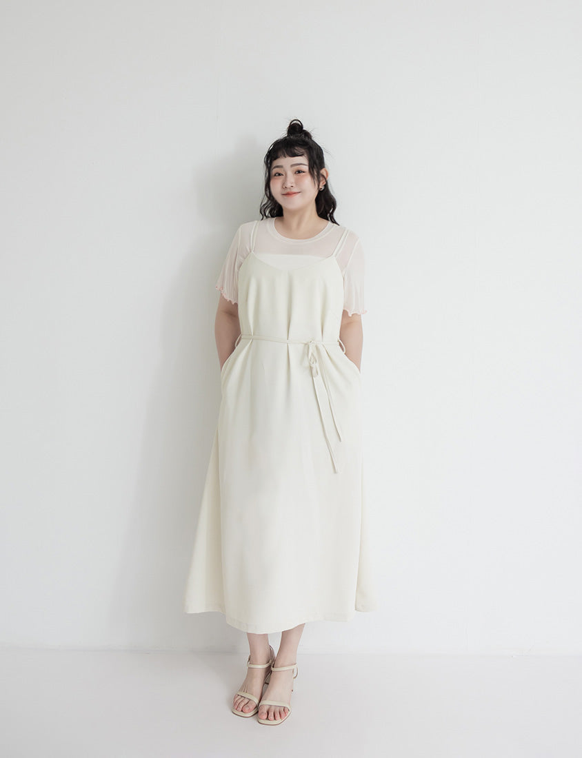 Wrinkle-Resistant A-Line Plus Size Cami Maxi Dress (With Waist Tie)