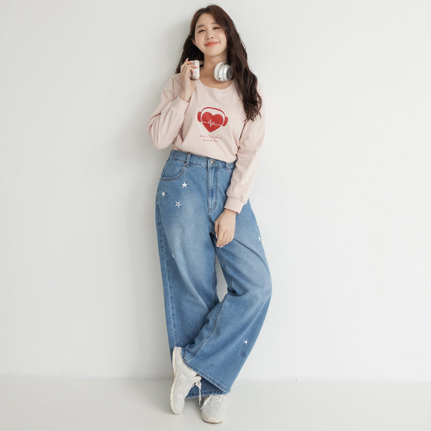 10th Anniversary Heartbeat Graphic Print Plus Size Sweatshirt