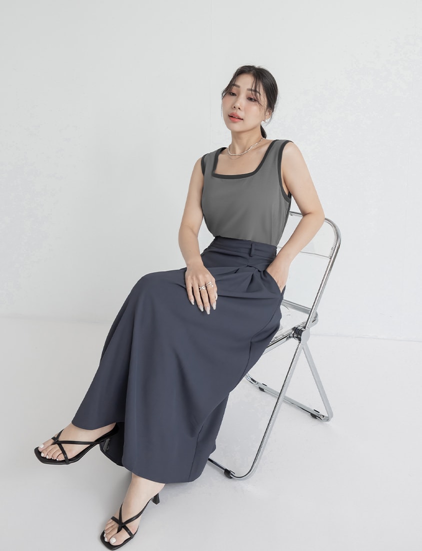 MISS. Slim Fit Tailored Pleated A-Line Plus Size Maxi Skirt