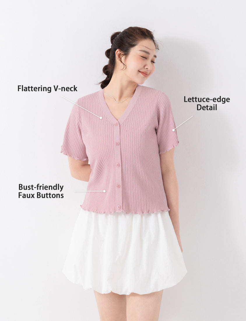 Playful Lettuce-Trim V-Neck Short Sleeve Knit Plus Size Top