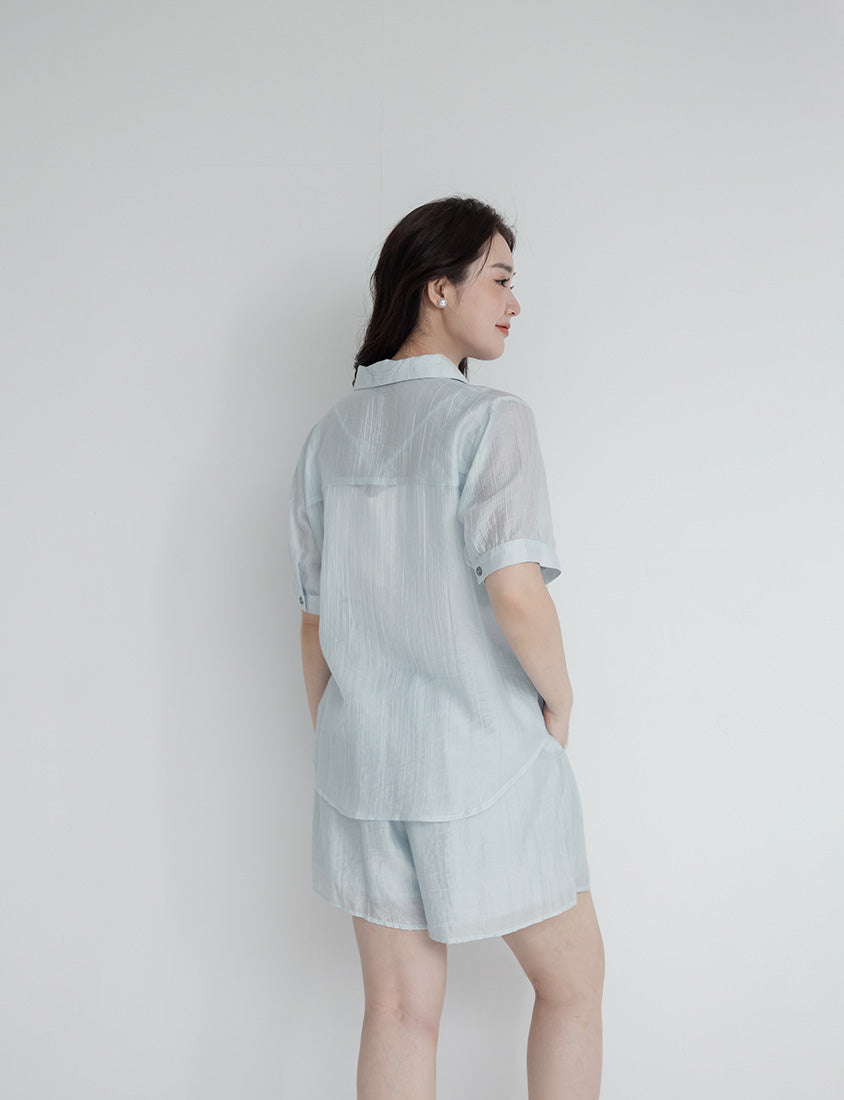 MISS. Lightweight Asymmetrical Crinkle Plus Size Shorts