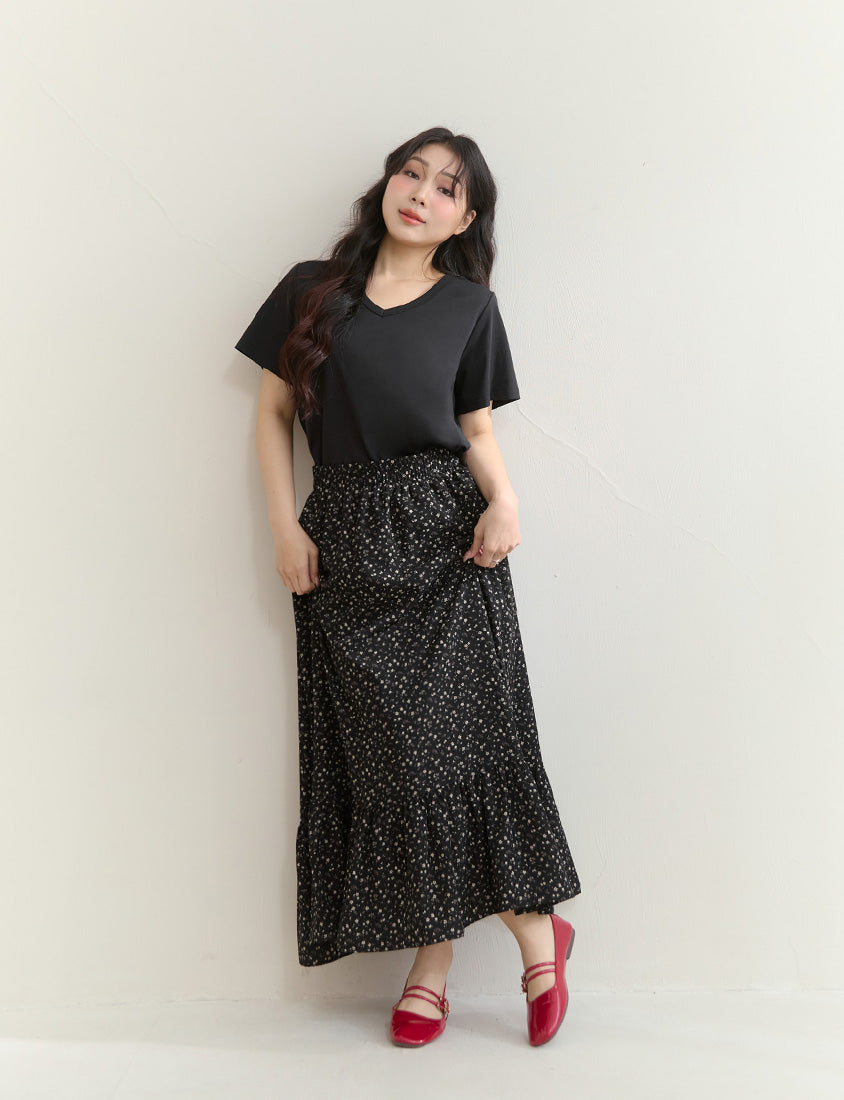Upgraded 2.0! V-Neck Plus Size Slim Tee