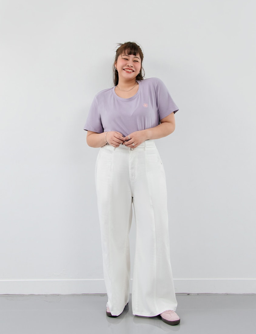 Heavyweight Floral Embroidery Plus Size Crewneck Tee