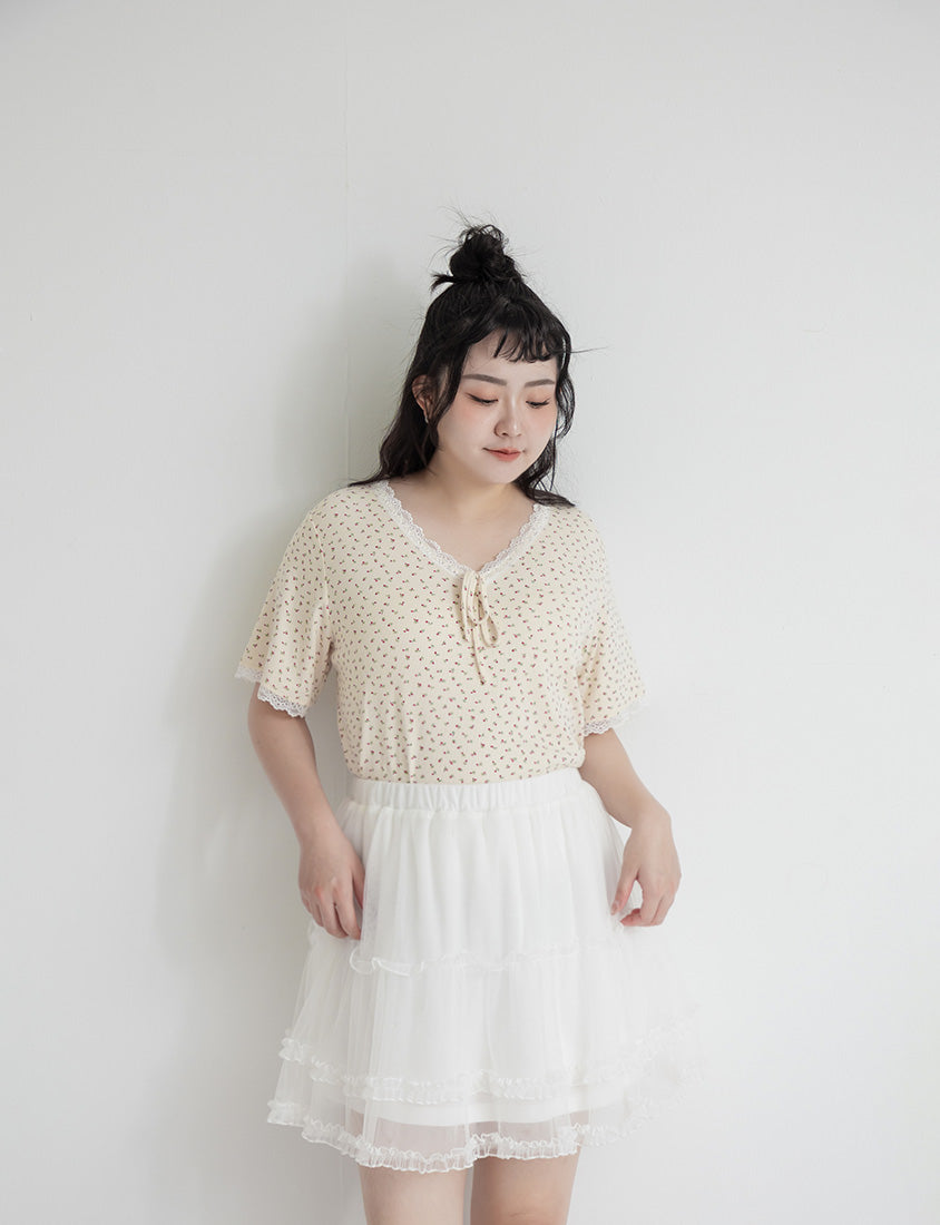 Cottage Lace Floral Ribbed Plus Size Tee
