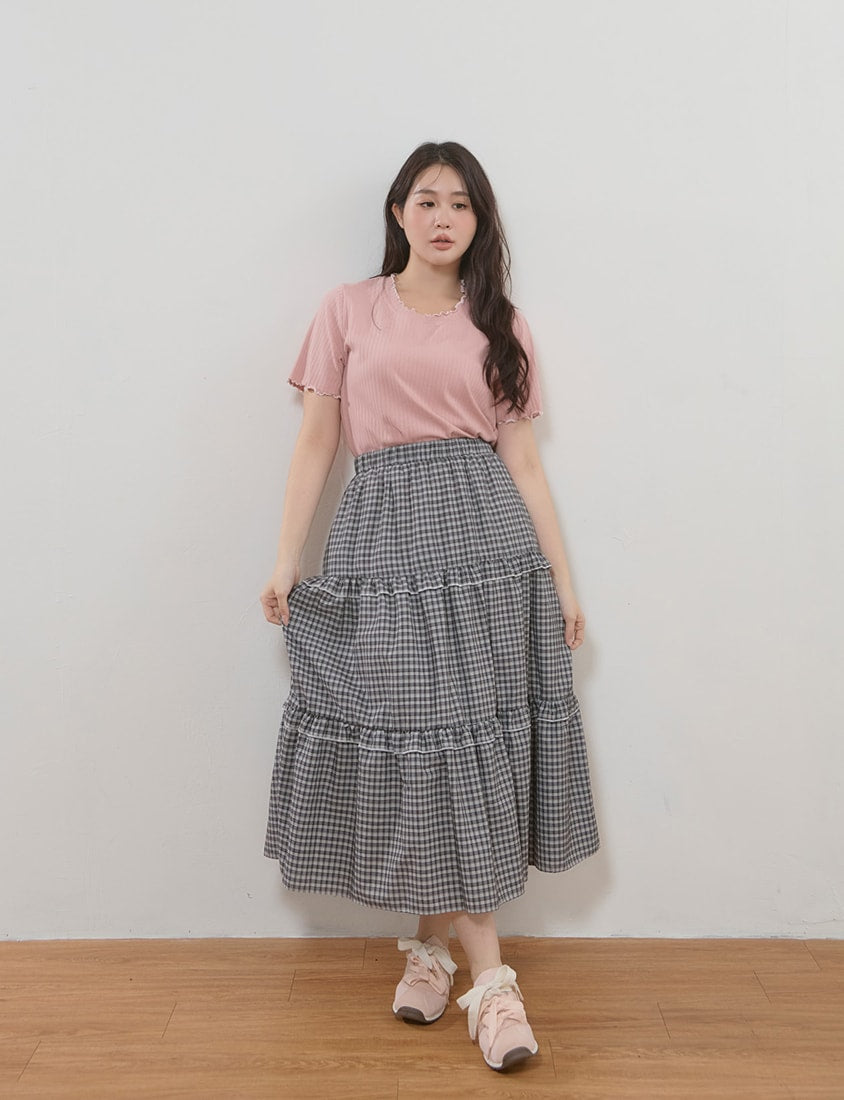 Cute Ruffle Trim Ribbed Plus Size Top