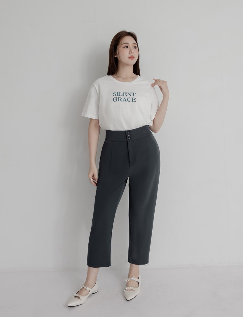 MISS. Basic Graphic Print Plus Size Short Sleeve Tee