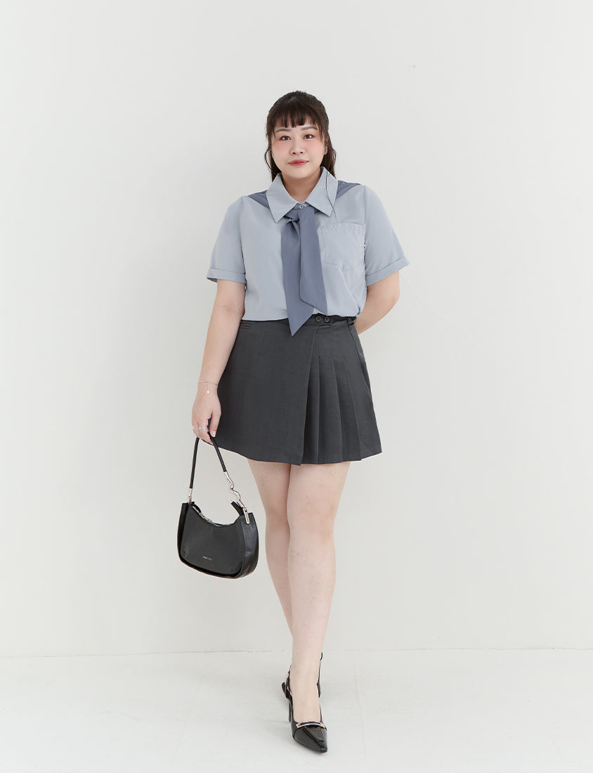 MISS. Slim Fit Asymmetrical Pleated Plus Size Mini Skirt