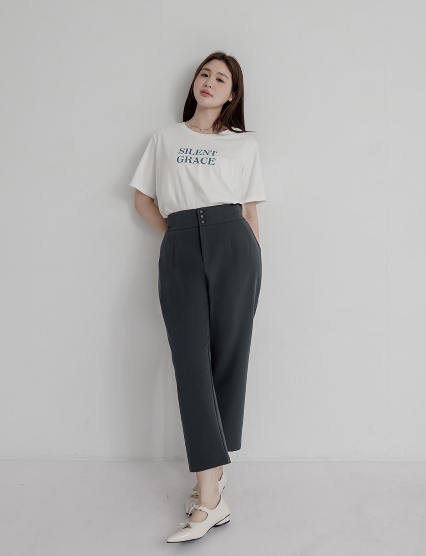 MISS. Basic Graphic Print Plus Size Short Sleeve Tee