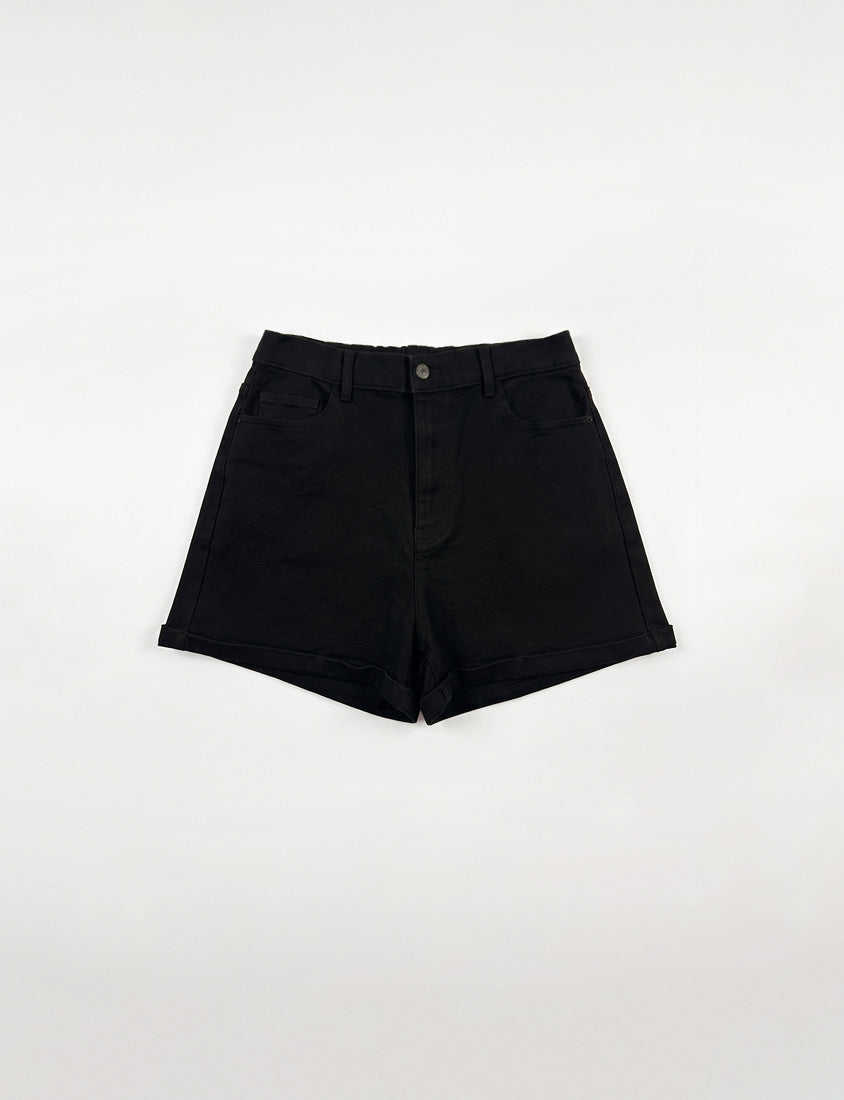 Classic Stretch Twill Cuffed Plus Size Shorts