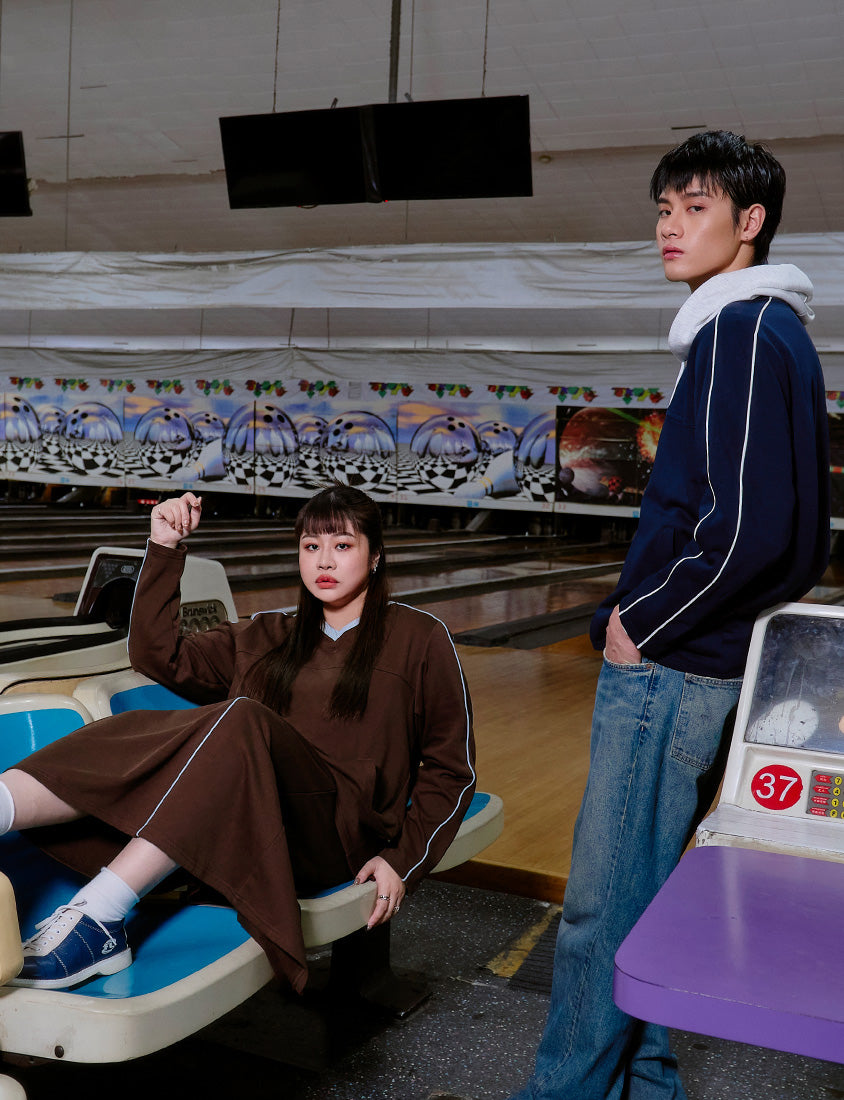 American Sporty Colorblock Oversized Long Sleeve Top (Unisex)