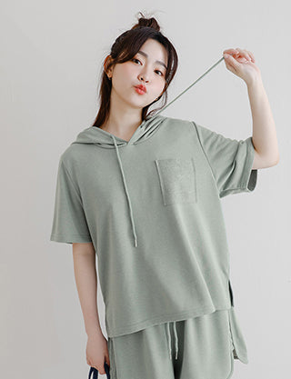 Reverse Square Pocket Plus Size Hooded Top