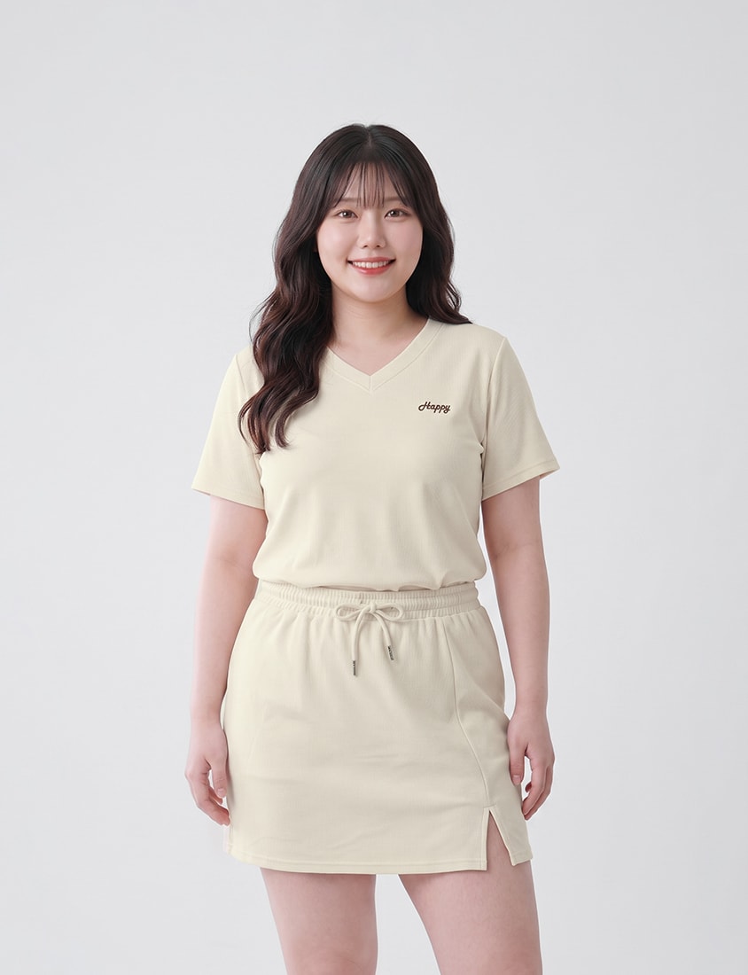 Soft Stretch Cotton Minimal Embroidered V-Neck Plus Size Tee
