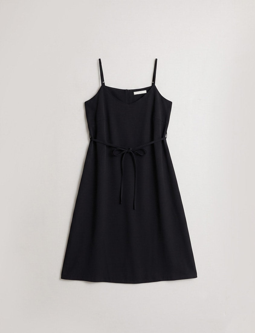 Wrinkle-Resistant A-Line Plus Size Cami Maxi Dress (With Waist Tie)