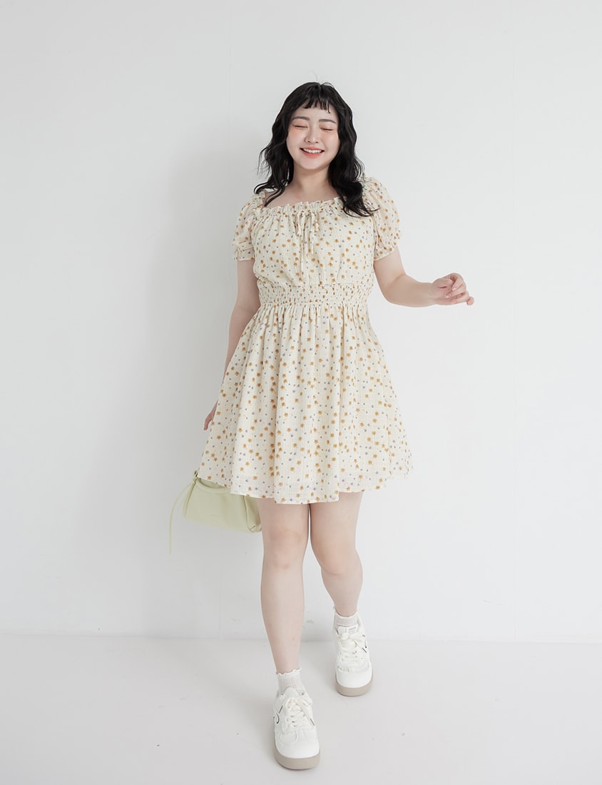 Vacation-Style Floral Euffle Off-Shoulder Plus Size Mini Dress