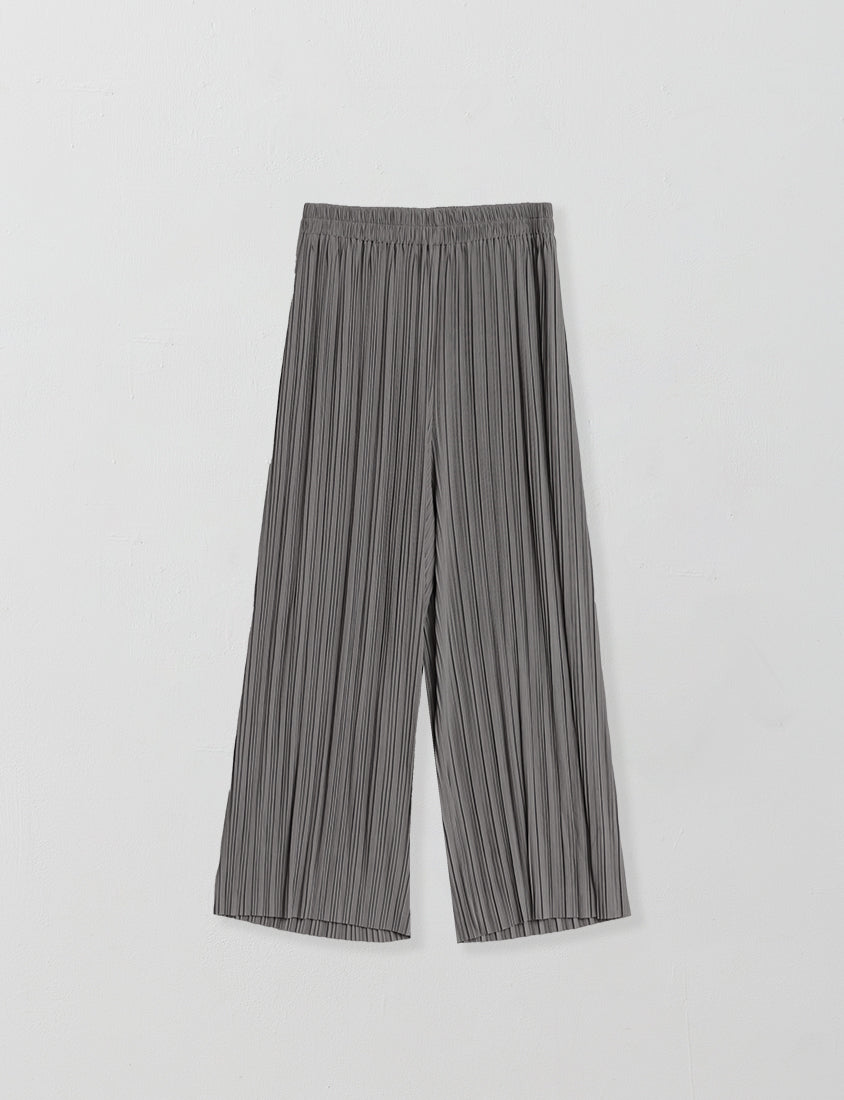 Silky Cool Fine Pleated Plus Size Wide-Leg Pants