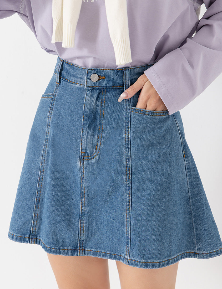 Pear-Shaped Friendly! Perfect Fit Seamed A-Line Denim Plus Size Mini Skirt