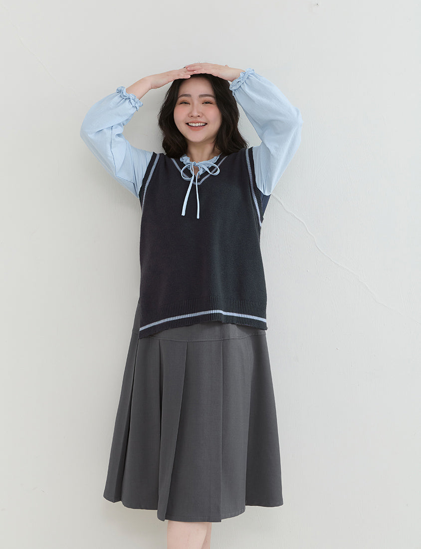 Preppy V-Neck Contrast Stripe Knit Plus Size Vest