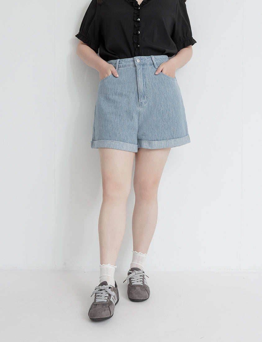 Textured Two-Tone Denim Cuffed Plus Size Shorts