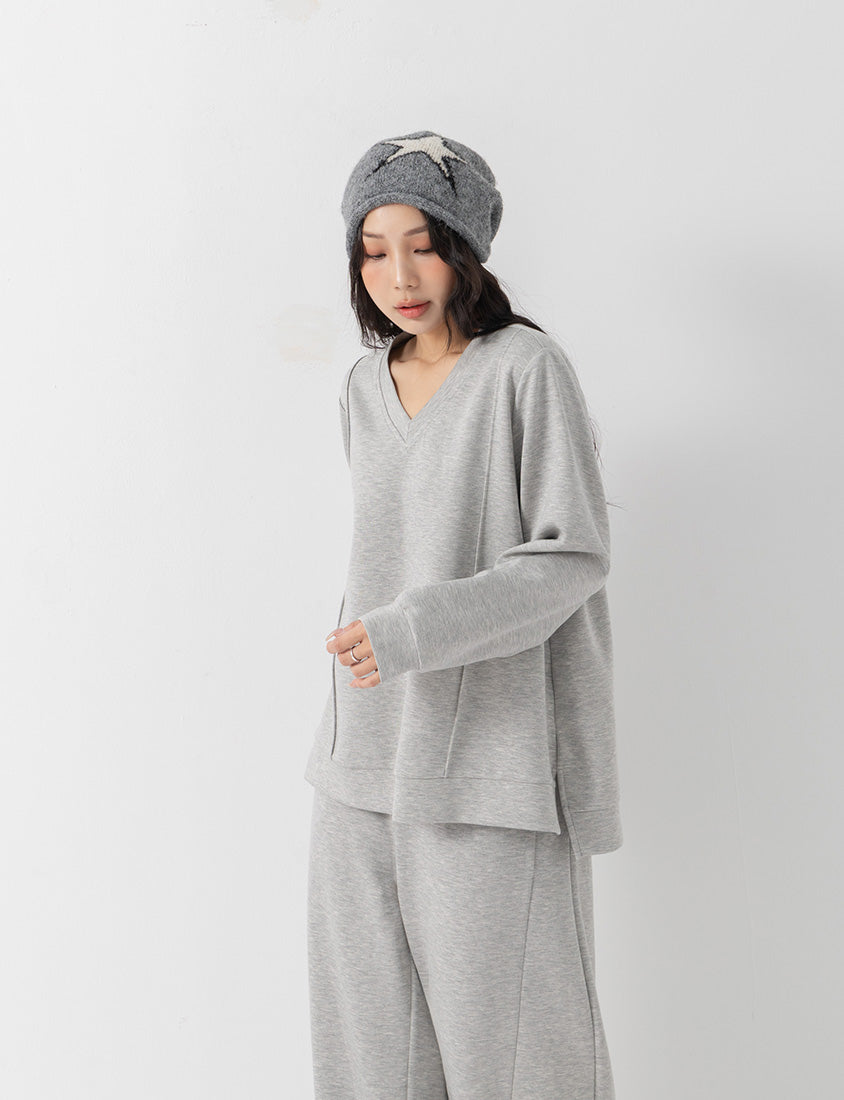 Pear-Shaped Friendly! Perfect Fit Seamed Yogurt Touch Plus Size Sweater