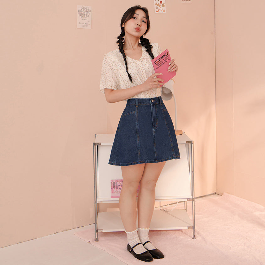 Pear-Shaped Friendly! Perfect Fit Seamed A-Line Denim Plus Size Mini Skirt