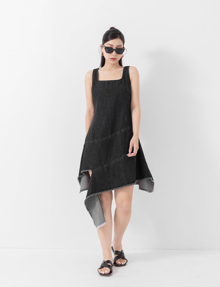 MUA! Asymmetrical Panel Slim Fit Denim Plus Size Dress