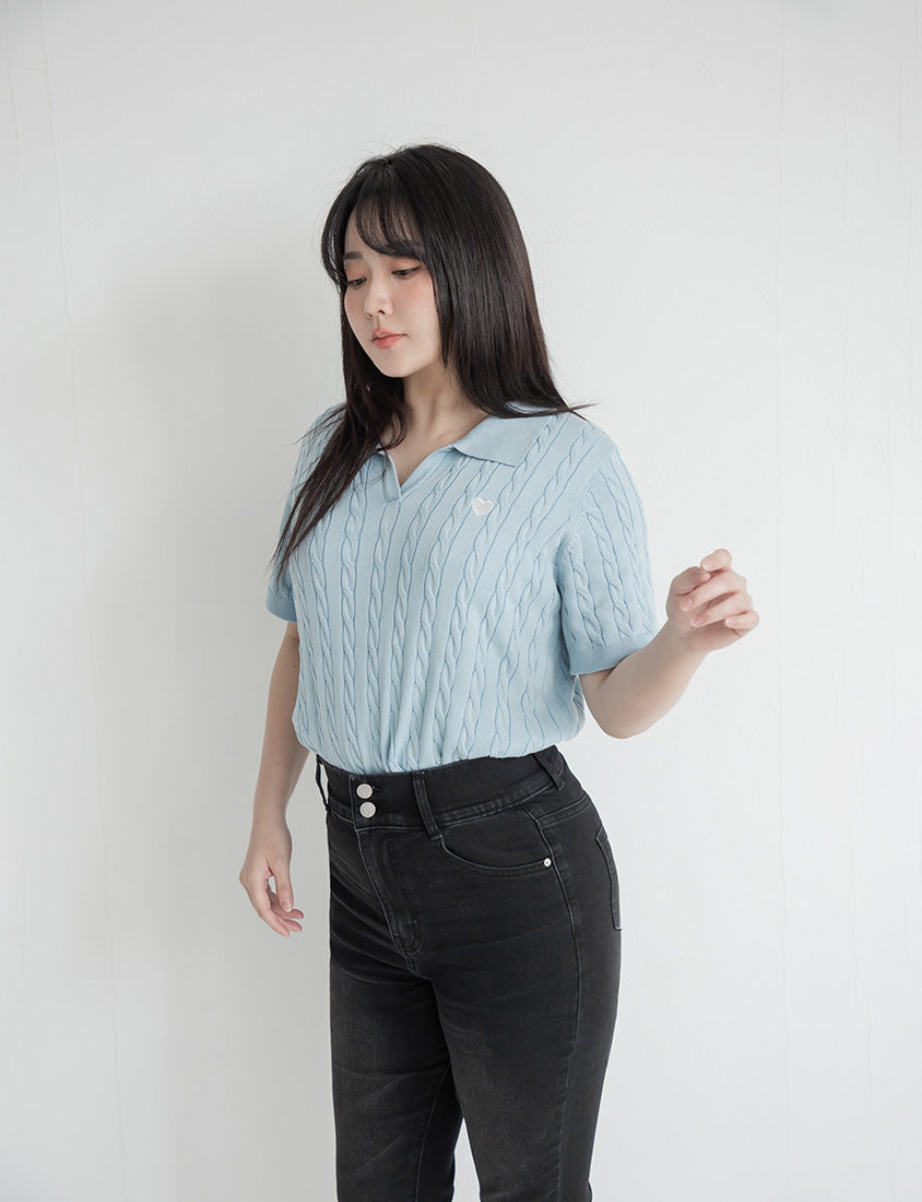 Heart Embroidered V-Neck Cable Knit Short Sleeve Plus Size Top