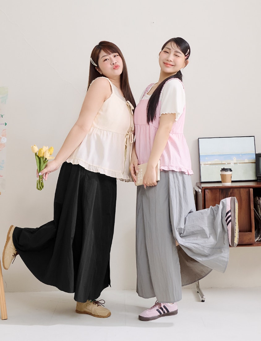 Lightweight Crinkle Utility Cargo Plus Size Maxi Skirt