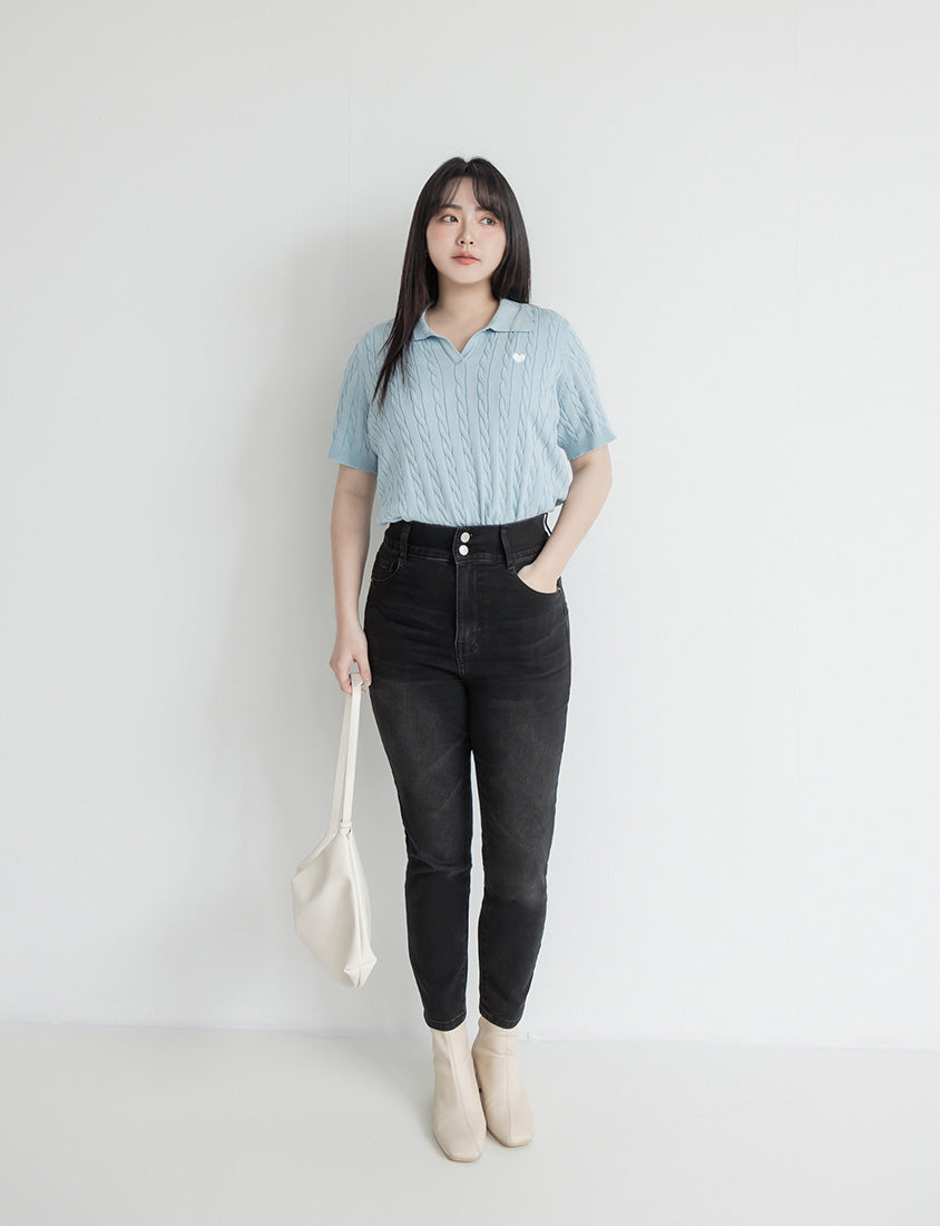 Heart Embroidered V-Neck Cable Knit Short Sleeve Plus Size Top