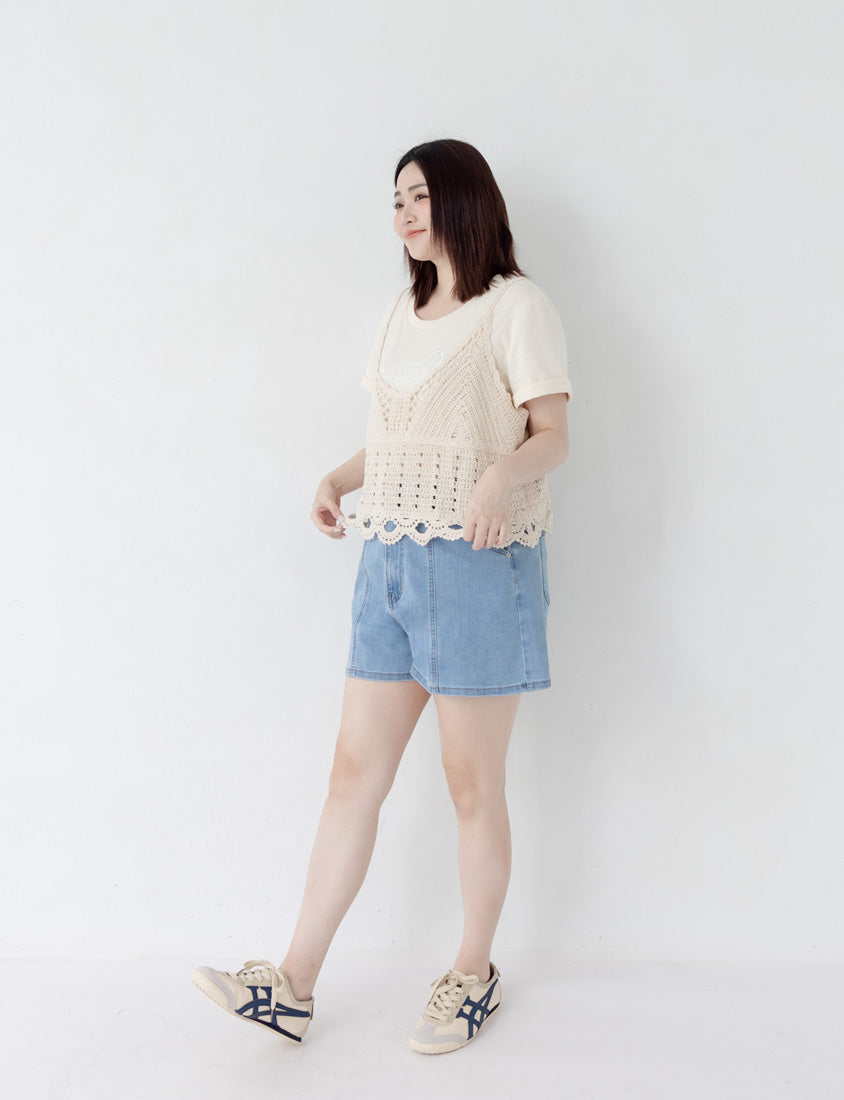 Sweet Bow Embroidery Plus Size Tee