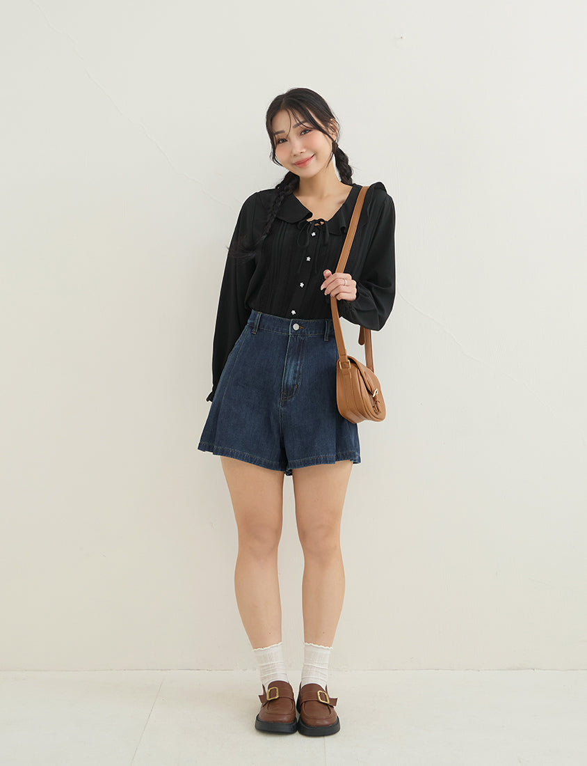 Pleated Slim-Fit A-Line Plus Size Denim Shorts