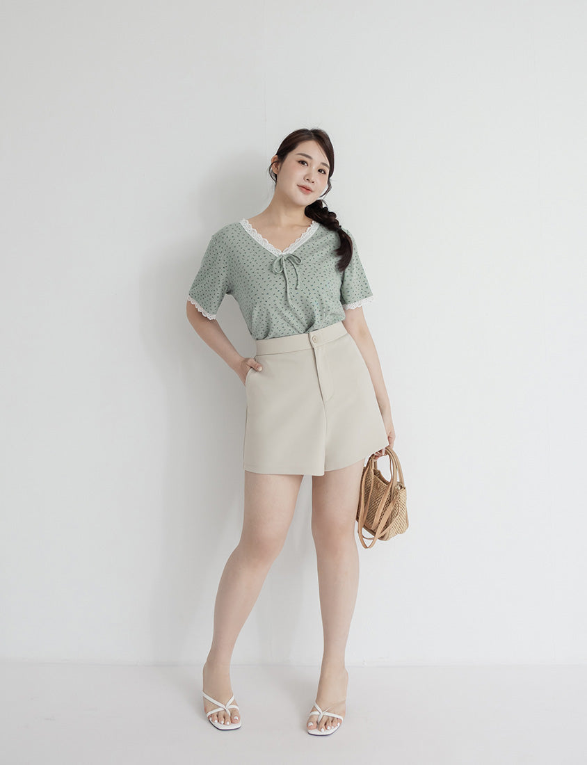 Cottage Lace Floral Ribbed Plus Size Tee